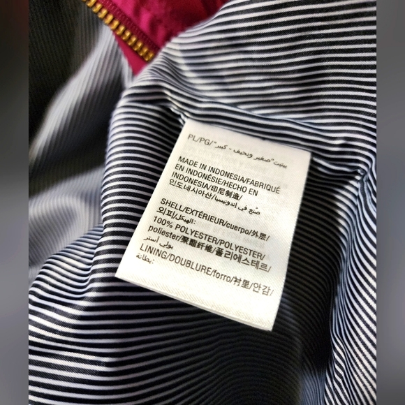 Women's Petite Raspberry Spring rain jacket - Picture 8 of 9